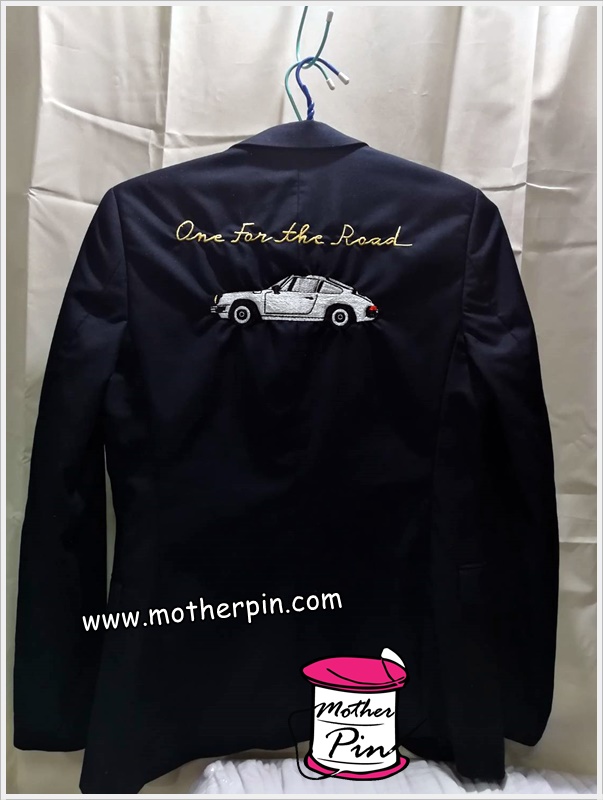 งานปักเสื้อสูท ตามแบบของคุณ