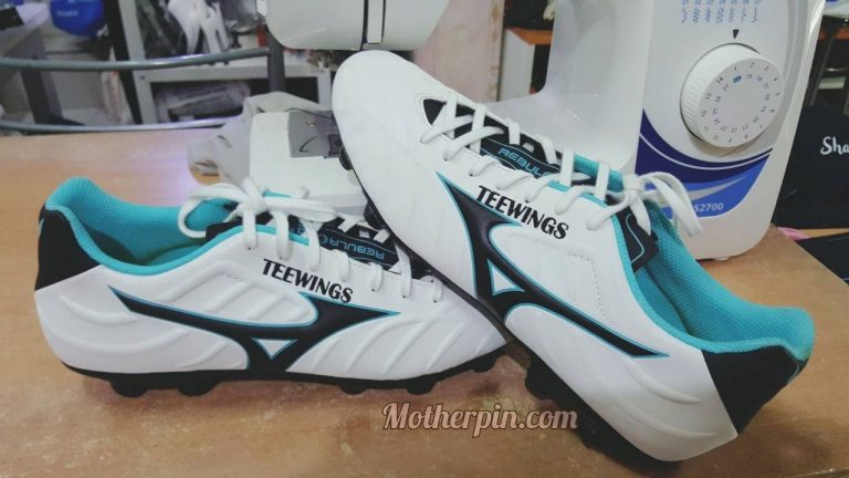 รับปักรองเท้าฟุตบอล Mizuno
