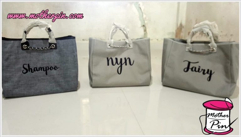 กระเป๋าถือ tote bags พร้อมจำหน่าย