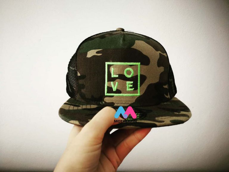รับงานปักหมวก ร้าน LOVE