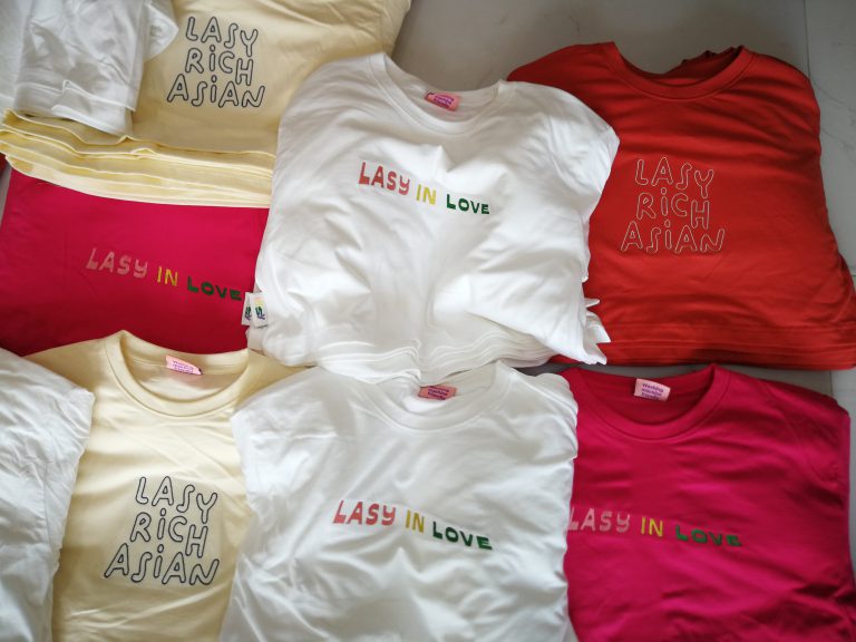 รับปักเสื้อครอป