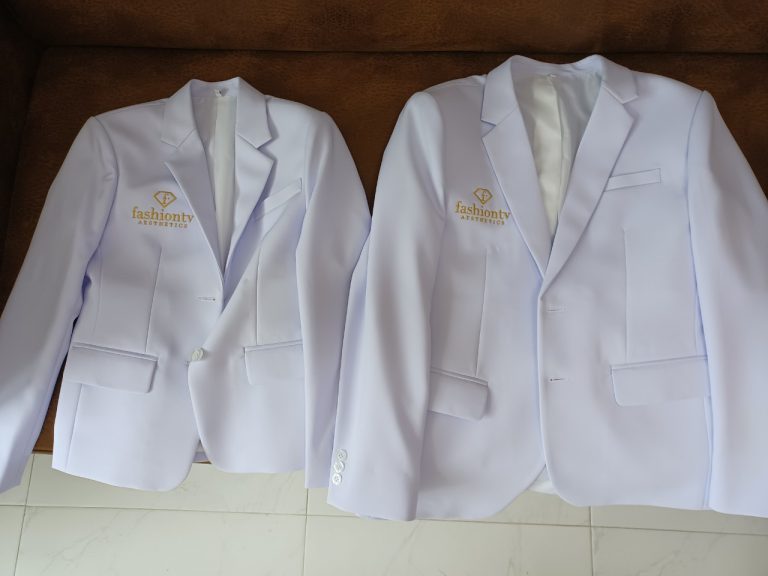 รับปักเสื้อสูทคลินิก