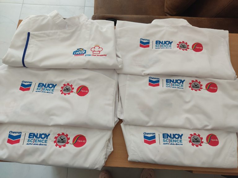 รับปักเสื้อเชฟ