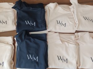 ปักแบรนด์เสื้อ