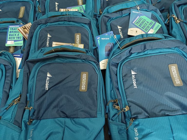 ปักกระเป๋าเป้ AMERICAN TOURISTER