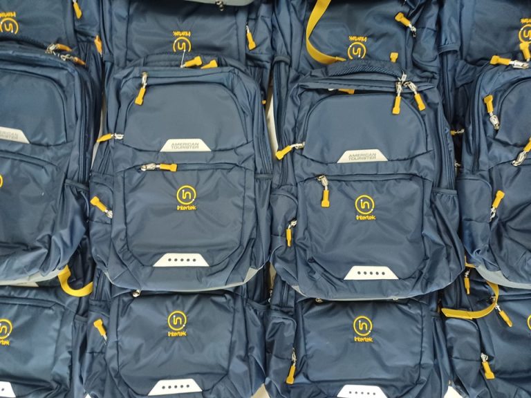 ปักbackpack