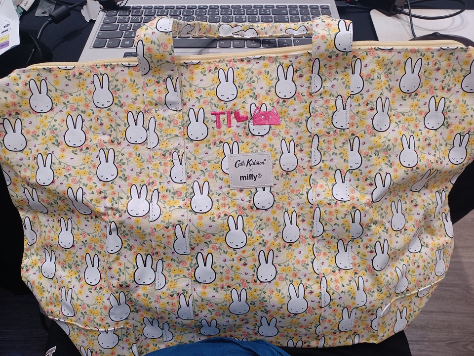 ปักกระเป๋าcathkidston