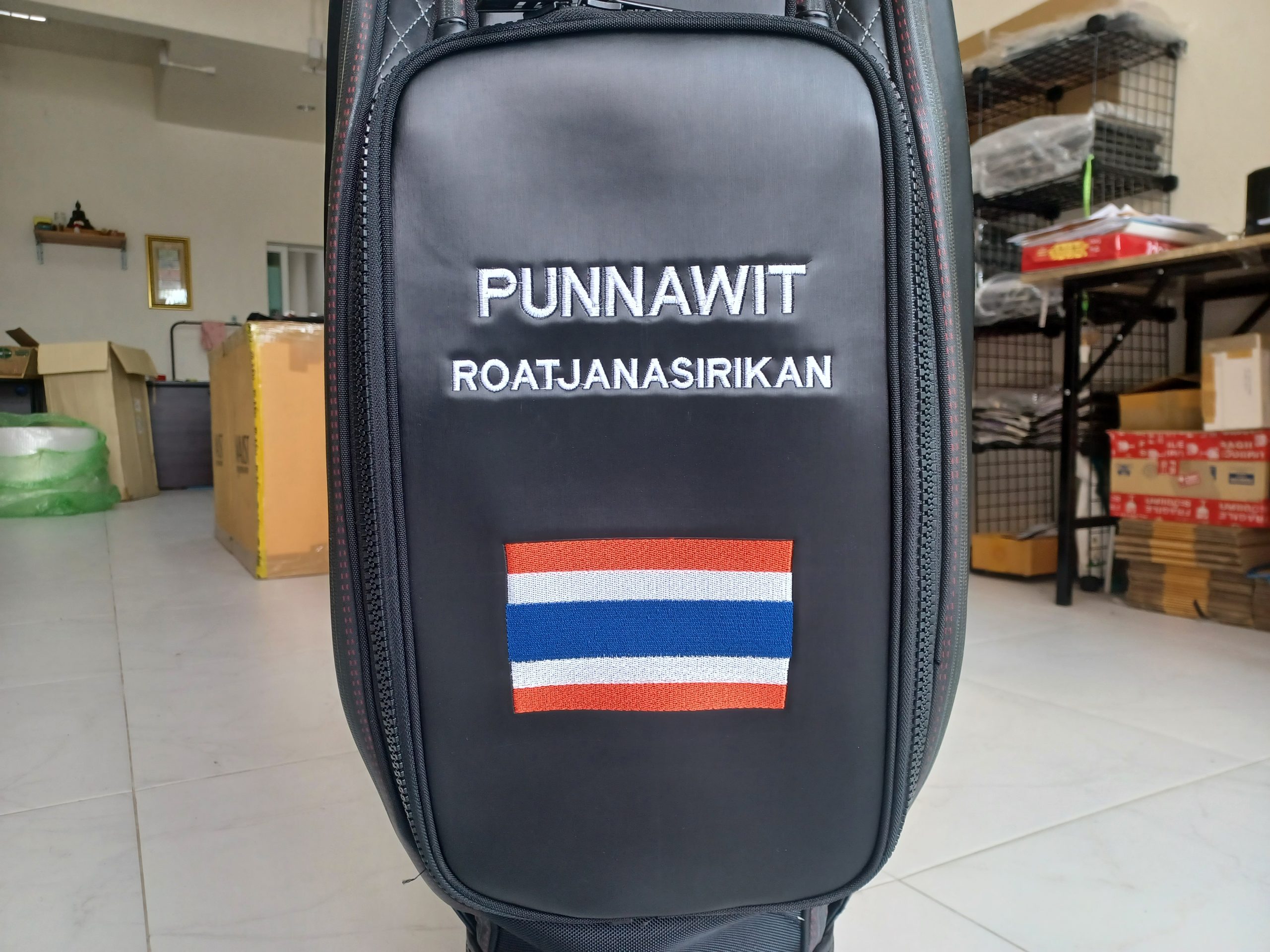 ปักถุงกอล์ฟ