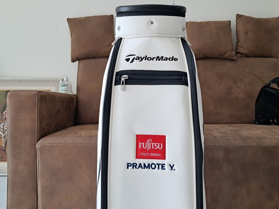 ปักโลโก้ถุงกอล์ฟ