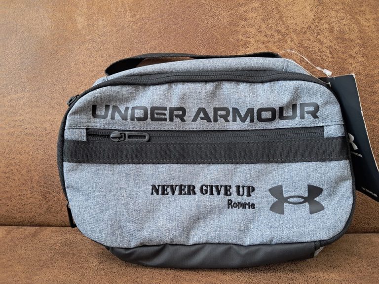 ปักกระเป๋าเล็ก-under-armour