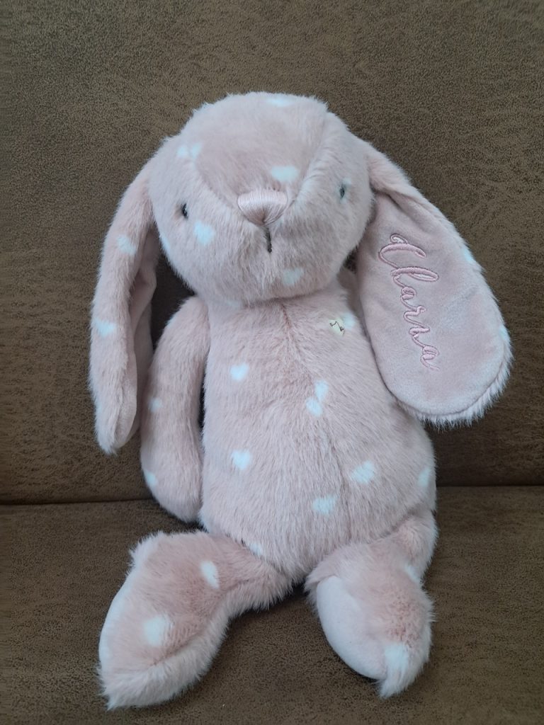 ปักตุ๊กตากระต่าย-jamie-kate