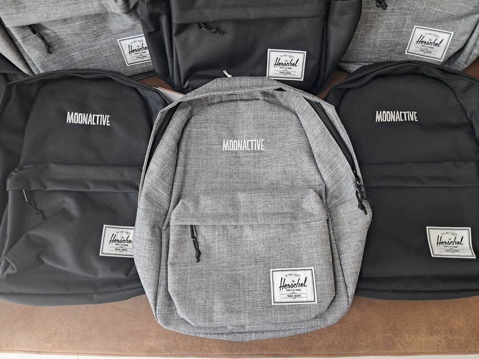 ปักกระเป๋าสะพายไหล่