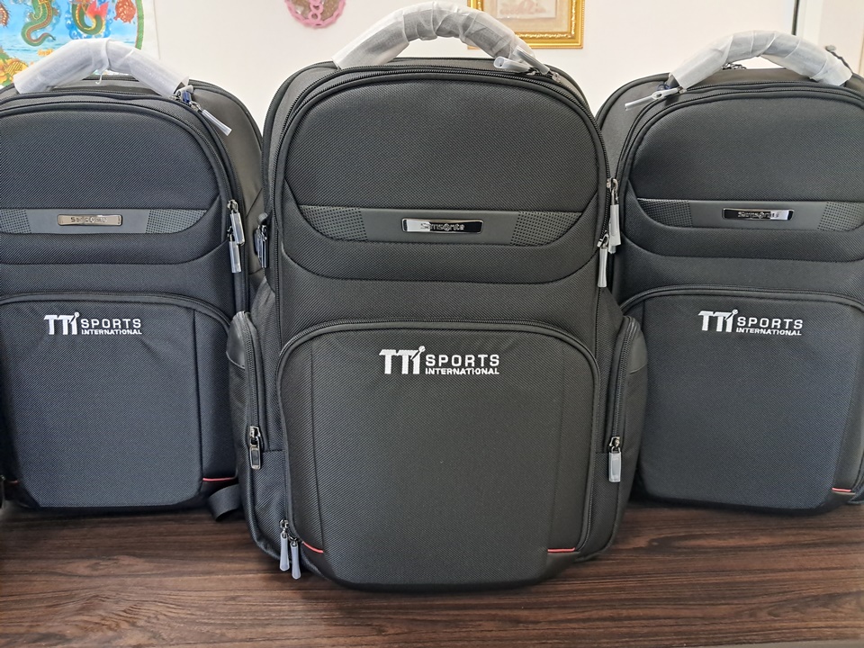 ปักกระเป๋าโน๊ตบุ๊ค