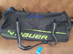 ปักกระเป๋าสะพายไหล่-BAUER